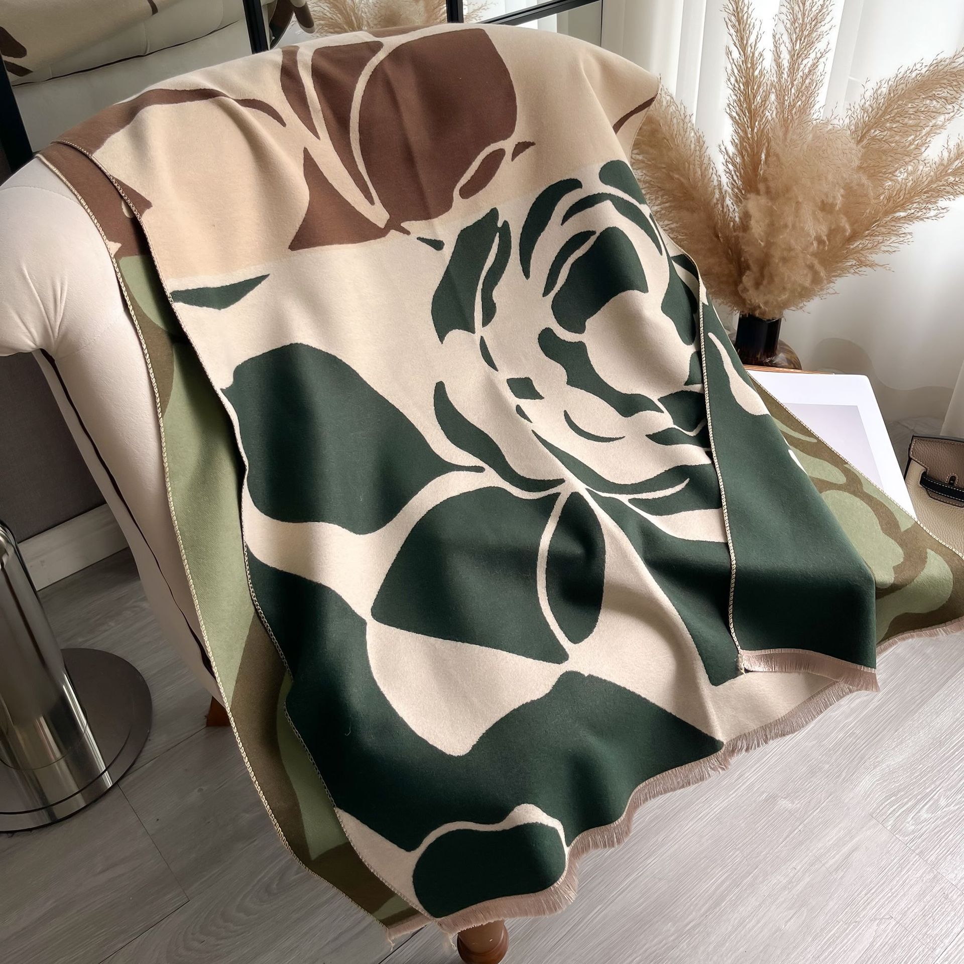 Bufanda Chal de Imitación de Cachemira Estampado de Camelia Térmica para Otoño e Invierno