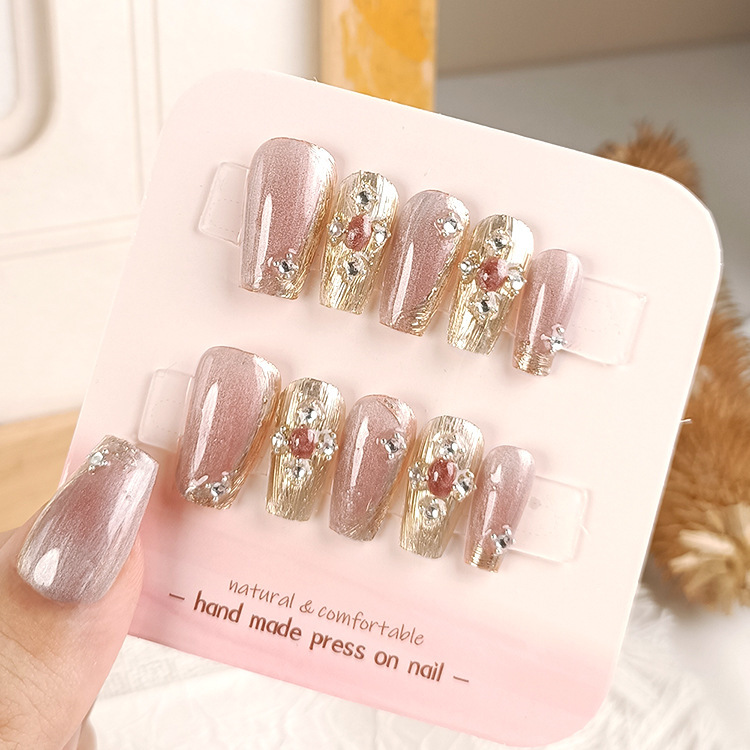 Manicura de Año Nuevo, 10 piezas de diamantes de perlas hechos a mano, arte de uñas portátil, parche de uñas Xiaohongshu, venta al por mayor