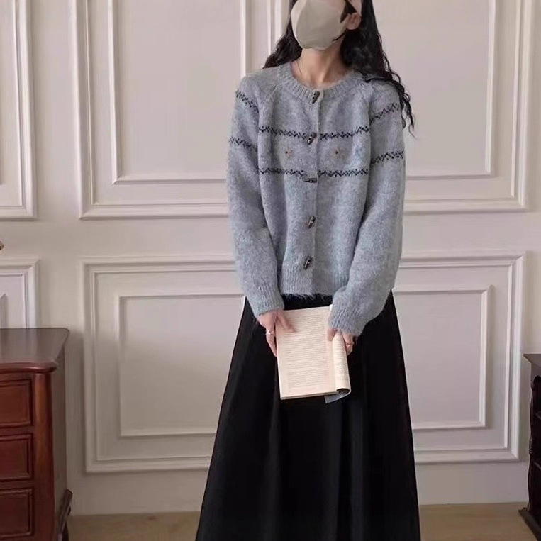 秋冬新款圆领牛角扣针织衫开衫女日韩风跨境森系绣花休闲百搭毛衣|undefined