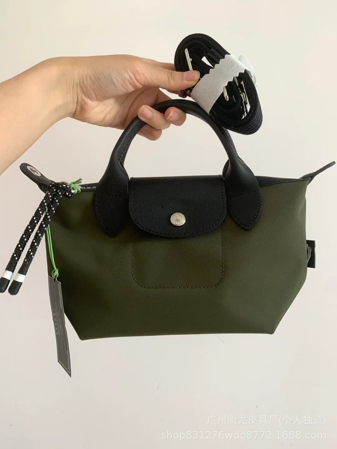 トップドラゴンシャンバッグ エナジーツイル ドラゴンシャンクロスボディポータブル餃子バッグ ショートハンドル 多用途 大容量 ナイロンバッグ