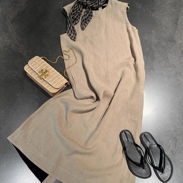 High-End Elegant Lady's Exquisite and Sophisticated Linen Sleeveless Dress, Mid-Length Straight Tank Dress for Women