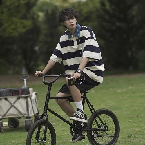 Vintage American-style striped t-shirt for men and women, summer loose and versatile college-style couple's POLO shirt, short-sleeved trendy