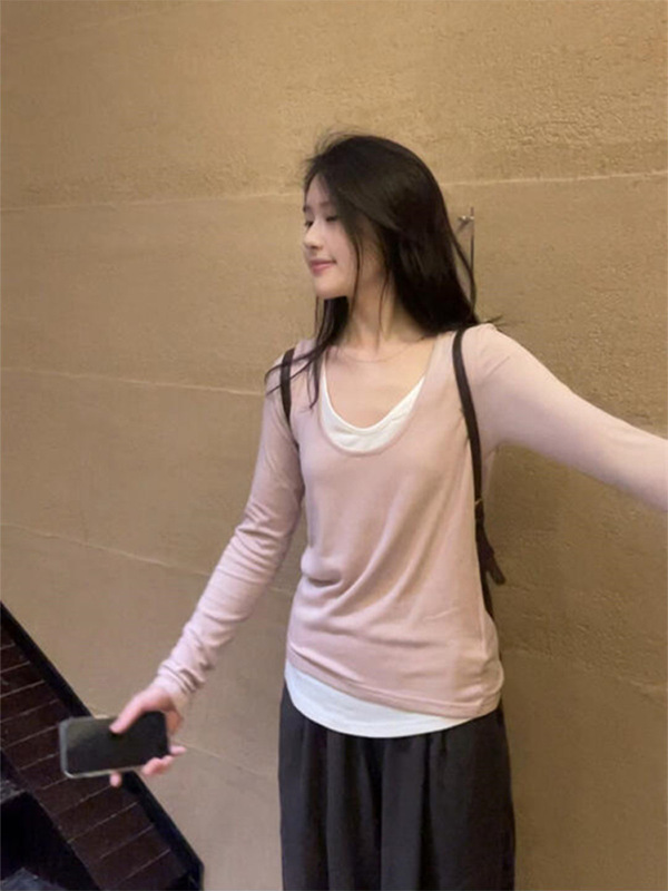 韩系温柔粉色假两件长袖T恤女秋2025新款修身慵懒U领打底衫上衣|undefined