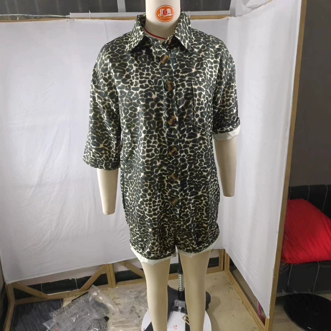 Трансграничная новая женская одежда 2024 летняя амазонка печать курортного ветра лацкана дизайн чувство рубашки шорты набор женщин