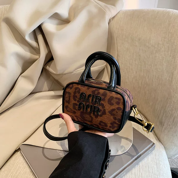 Autumn and Winter Design Children's Leopard Print Bag 2025 New Style Melard Handbag Crossbody Bag Girls' High-End Coin Purse