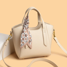 �|�Џ͹�С������Ů��2025�¿��ﶬ�ٴ�б����r��Ůʿ�����