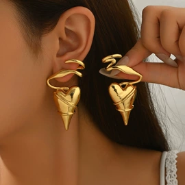 首饰套装;耳钉;耳环