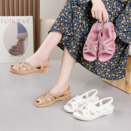 New Elderly Sandals Women's Anti-Slip Summer Comfortable Middle-Aged Mom Outer Sandals Soft Bottom Plastic Wedge