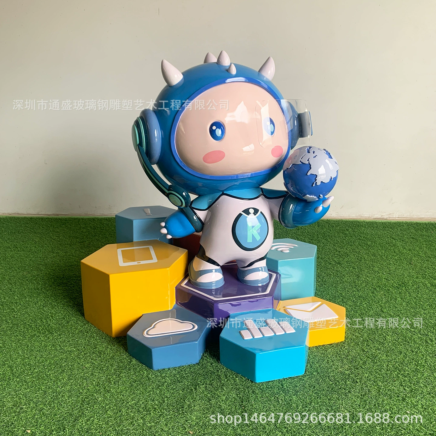 Уличные декоративные фигуры из стекловолокна в стиле IP, куклы, украшения, мультяшные анимационные скульптуры