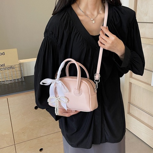 ins bag 2024 new fashion cute small bag small fresh Japanese and Korean shoulder bag texture handbag western style
