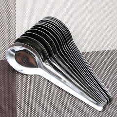 蘭の平底のスプーンのステンレスの食器の長い柄のスプーンの大きい先の05厚いスープのホテルのファーストフードの店のスープのスプーン