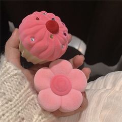 乙女ピンク収納ボックス ~ 花のケーキの装飾品の箱の甘いかわいいベルベットの贈り物のイヤリングのピアスの指輪の箱
