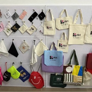 Manufacturers in stock a variety of organza linen bags flannel bags cotton bags can be printed