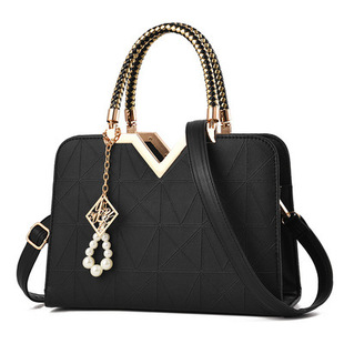 Bags for Women New V-Shaped Shaped Bag Large Capacity Fashionable Cross-Border Versatile One-Shoulder Cross-Body Handbag for Mom
