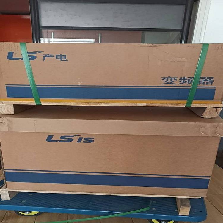 SV0022IS7-4NO.H功率 2.2KW  3相380V