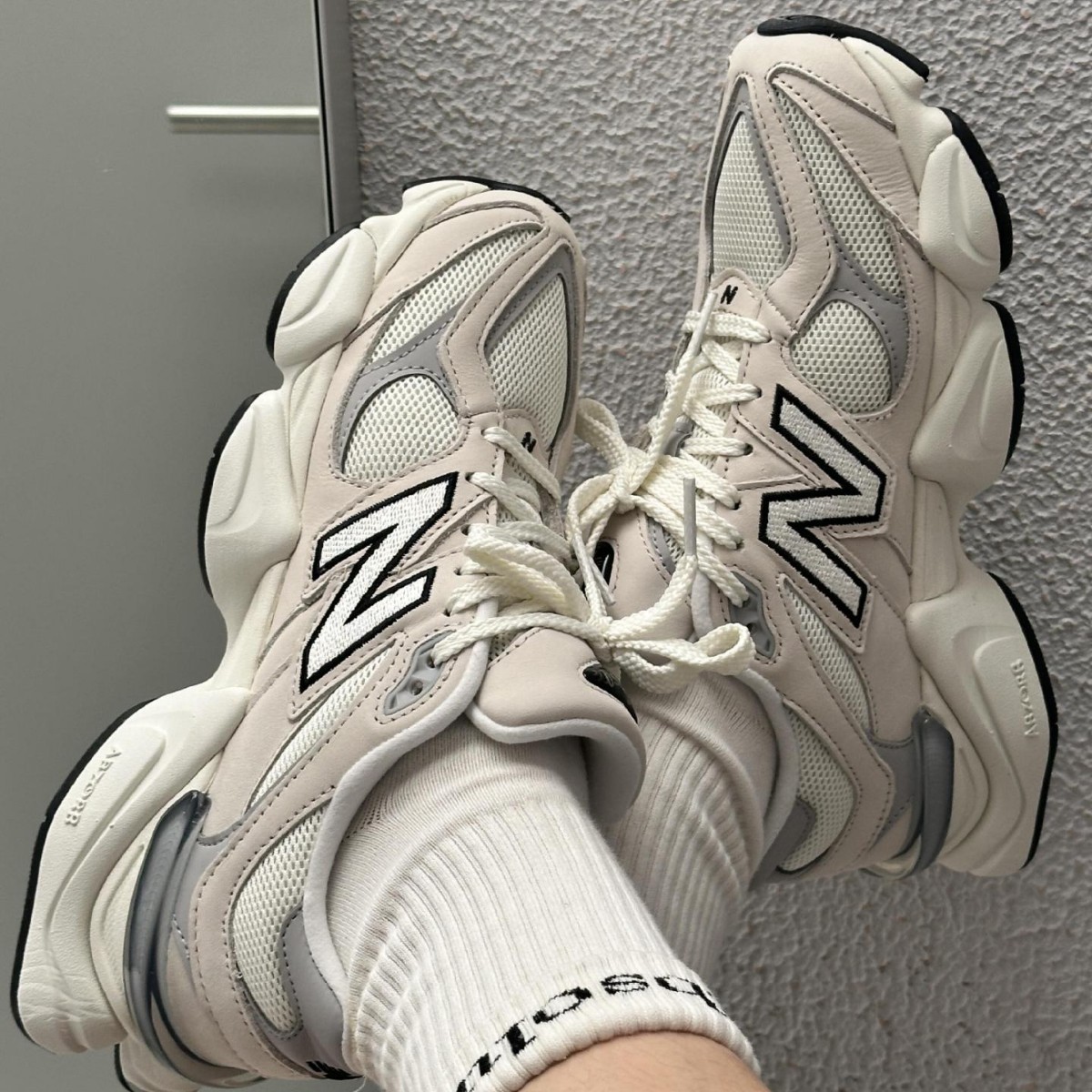 Cross-Border Nb9060 Millennium Little Elephant Hoof Running Shoes for Men and Women, Couple's Sports Versatile Retro Thick-Soled Height-Increasing Dad Shoes