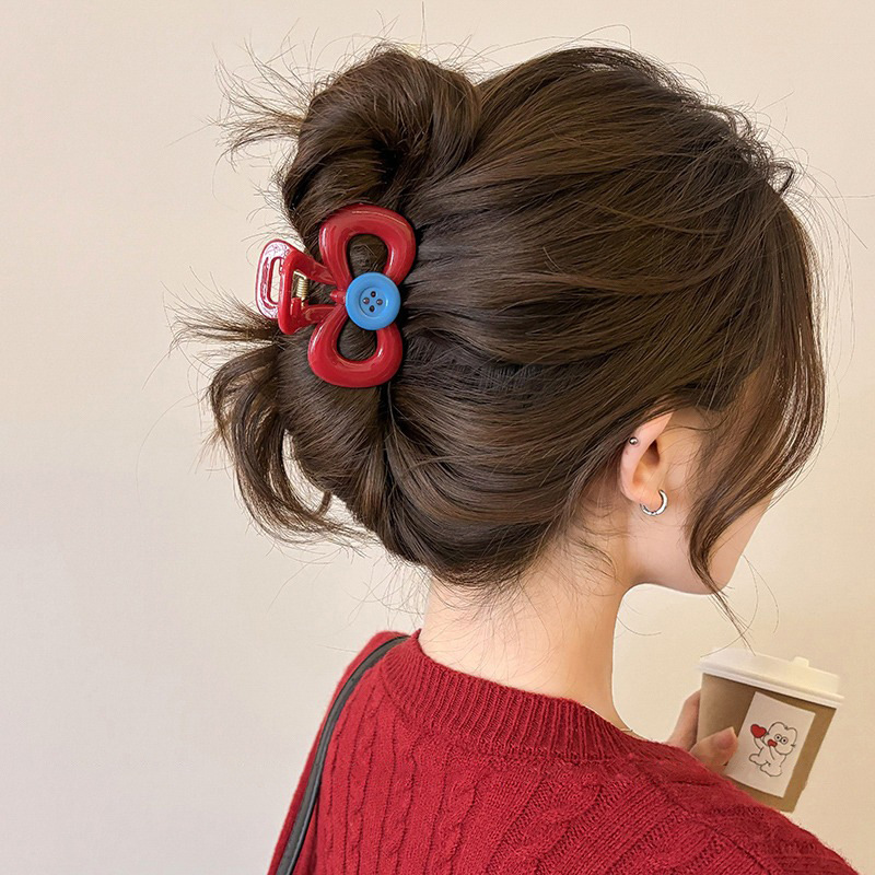 Clip de dibujos animados lindos y interesantes para mujeres 2025 nuevo estilo de alto nivel de tiburón clip de cabello clip de cabello de cabeza