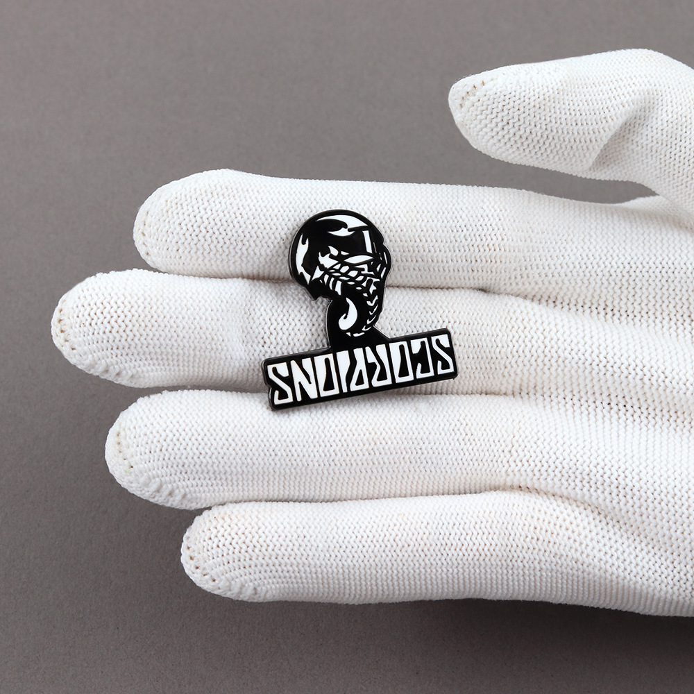 Popular Rock Band Enamel Brooch Fun Punk Music Badge Fashion Backpack Pin Backpack Clothing Accessories