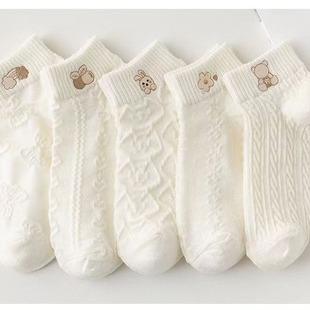 Small White Socks Women Like Breathable Socks in Spring and Autumn