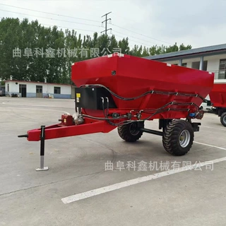 科鑫四轮牵引式撒肥车农用大型有机肥施肥机全自动液压干湿撒粪车