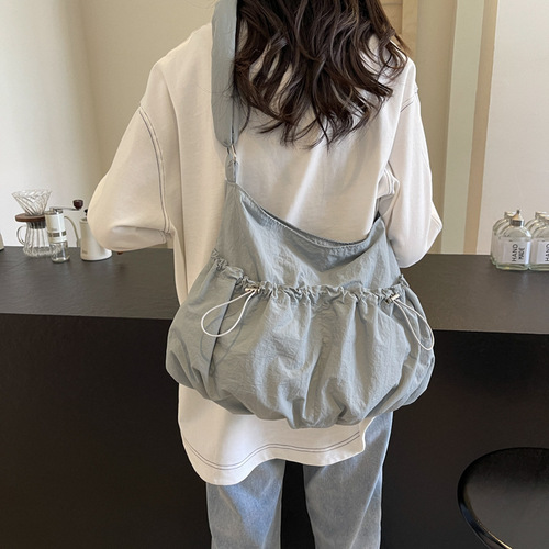 New 2024 University Students Pleated Bag Casual Smart Outdoor Korean Style Nylon Bag Large Capacity Women's Crossbody and Shoulder Bag Instagram Style