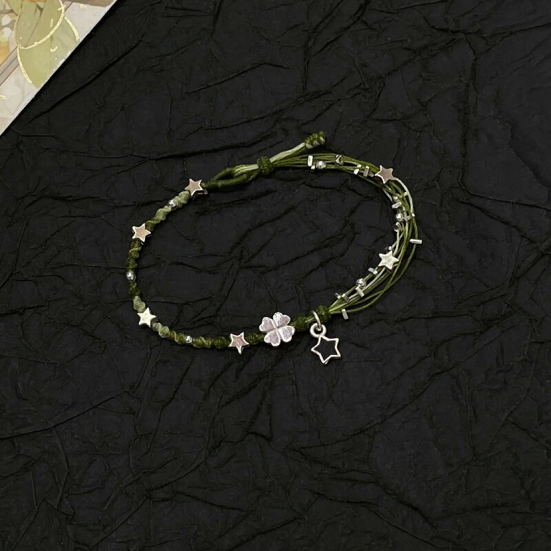 Cotton and Linen Non-Inlaid DIY Niche Exquisite Lucky Four-Leaf Clover Bracelet Versatile Hand-Woven Bracelet Cotton and Linen Non-Inlaid DIY Niche Exquisite Lucky Four-Leaf Clover Bracelet Versatile Hand-Woven Bracelet