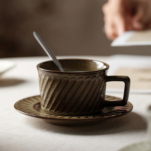 Handmade Japanese-style Retro Coffee Cup & Saucer Set — Perfect Gift for Souvenirs, Afternoon Tea, or Couples' Mugs—Crafted from Stoneware Coffee Cups