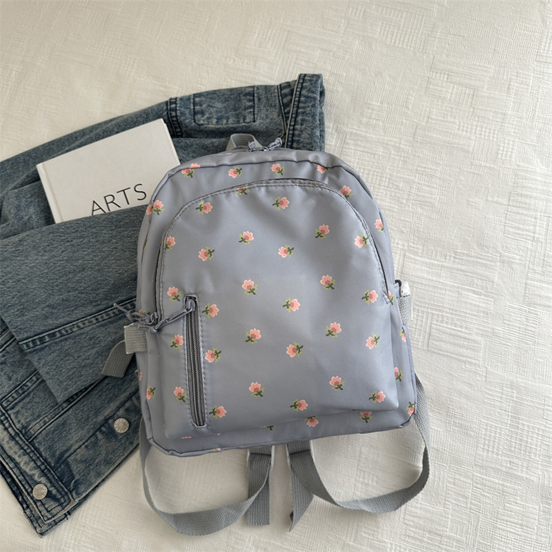 2024 Mochila de empalme de viento de Mori, pequeña mochila de chicas frescas, mini mochila de compras simple