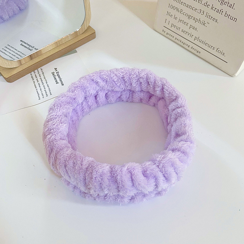 紫のヘアゴム