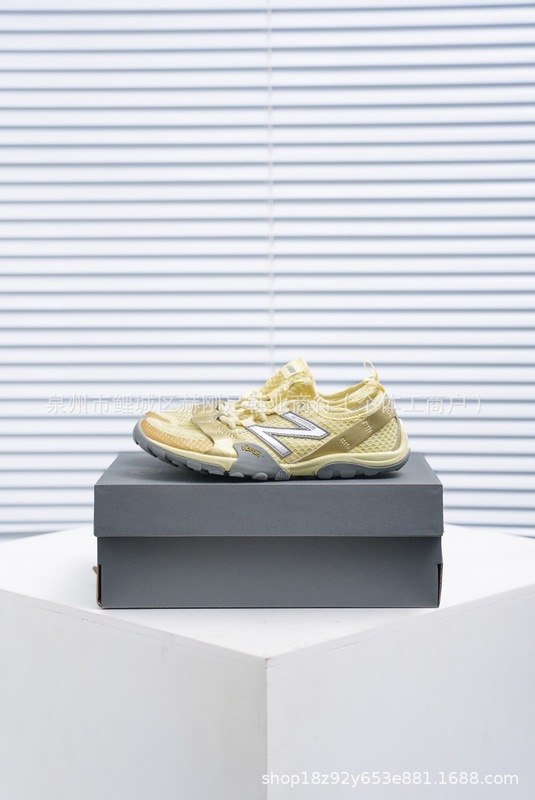 新款XC版 Balance NB MT10O 舒适时尚 减震耐磨 低帮 生活休闲鞋|undefined