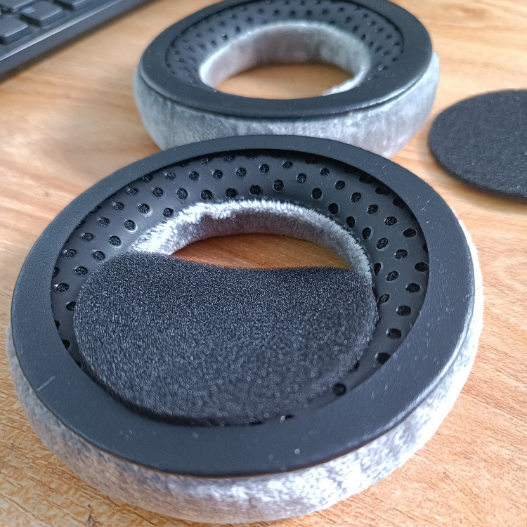 gaitubao_Fp3vmzAI7-TBiYnbCJd-5