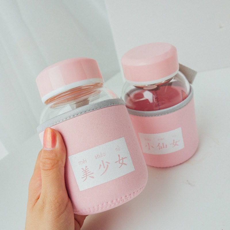 Taza de vidrio de hadas coreana de gran capacidad, hermosa chica suave, taza de agua de estudiantes portátil, taza de mano fresca
