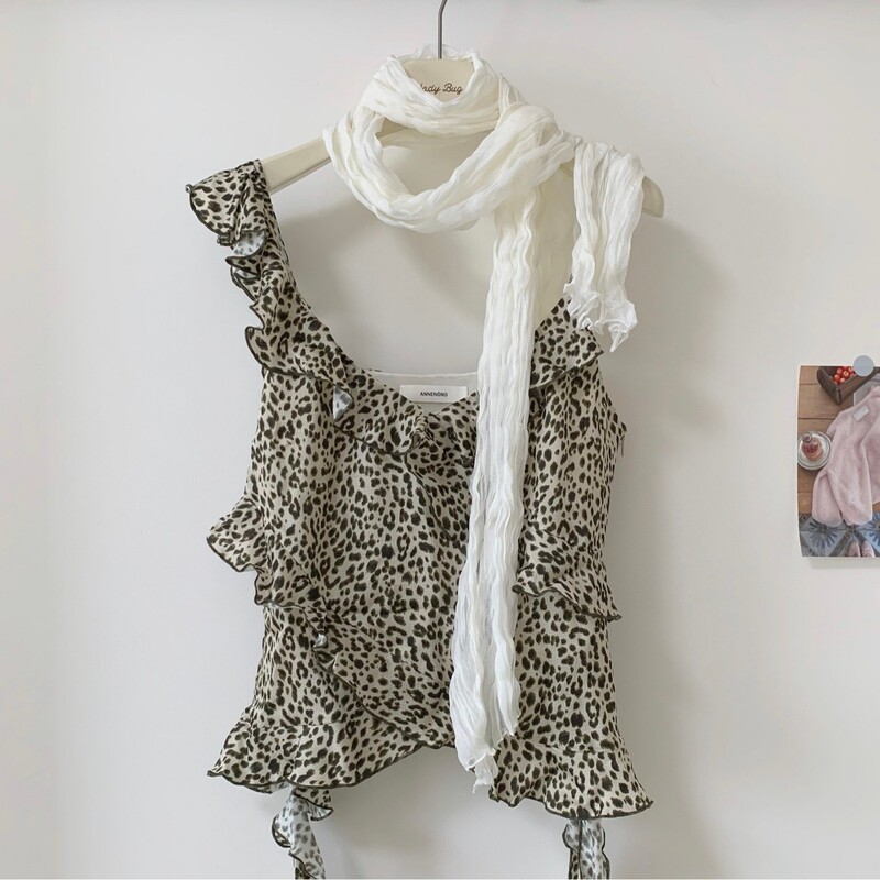 Korean Shopping Service for New Pleated Shawls, Fashionable and Trendy Spring and Autumn Styles, Skin-Friendly and Comfortable Ribbon Scarves