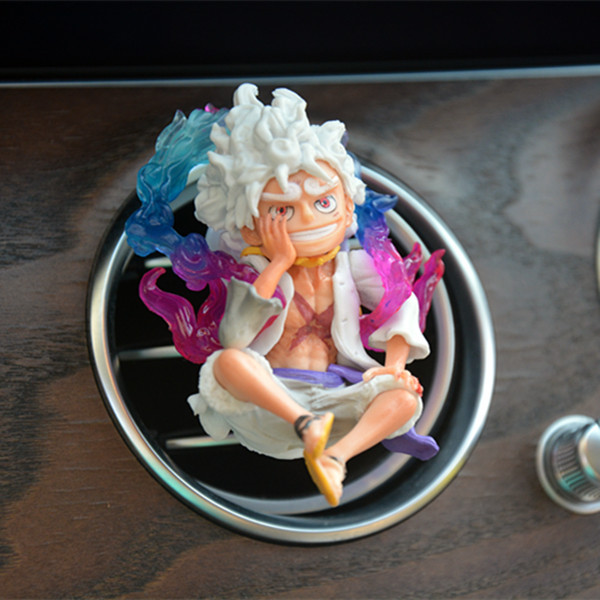 Una pieza de coche decoración hecha a mano accesorios de salida de aire dibujos animados Dibujos Animados Nika Luffy perfume TikTok caja ciega regalo