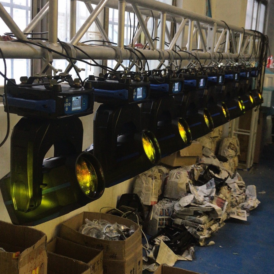 260W 电脑摇头灯