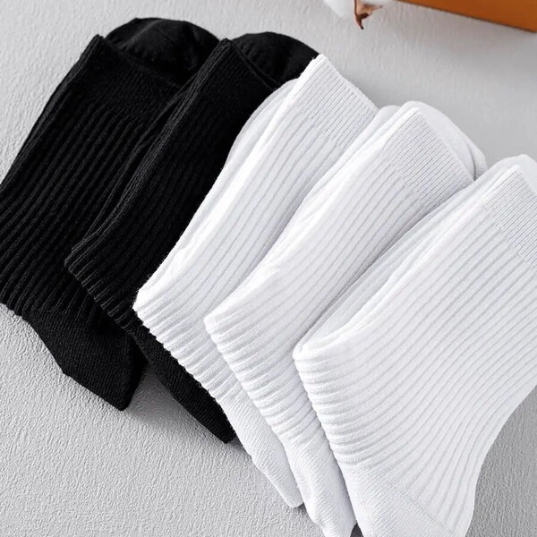 Sports non-slip trend solid color breathable socks for men and women