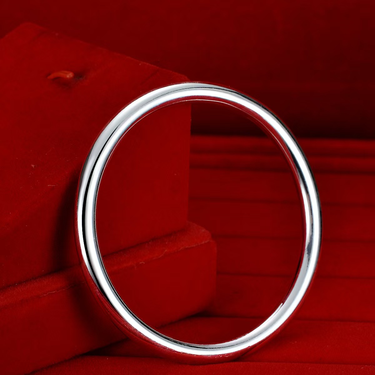 고대 광택 표면