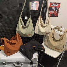 2025新款帆布包包女高级手提大容量简约托特时尚百搭单肩斜挎包