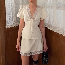 欧美女装套装春夏跨境新款缎面仿真丝蕾丝拼接收腰短袖短裙两件套