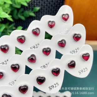 ��Ȼ������ʯ��ʯ���Ķ�� 925�y��Ƕ�ٴ�Ů����ֱ���������l
