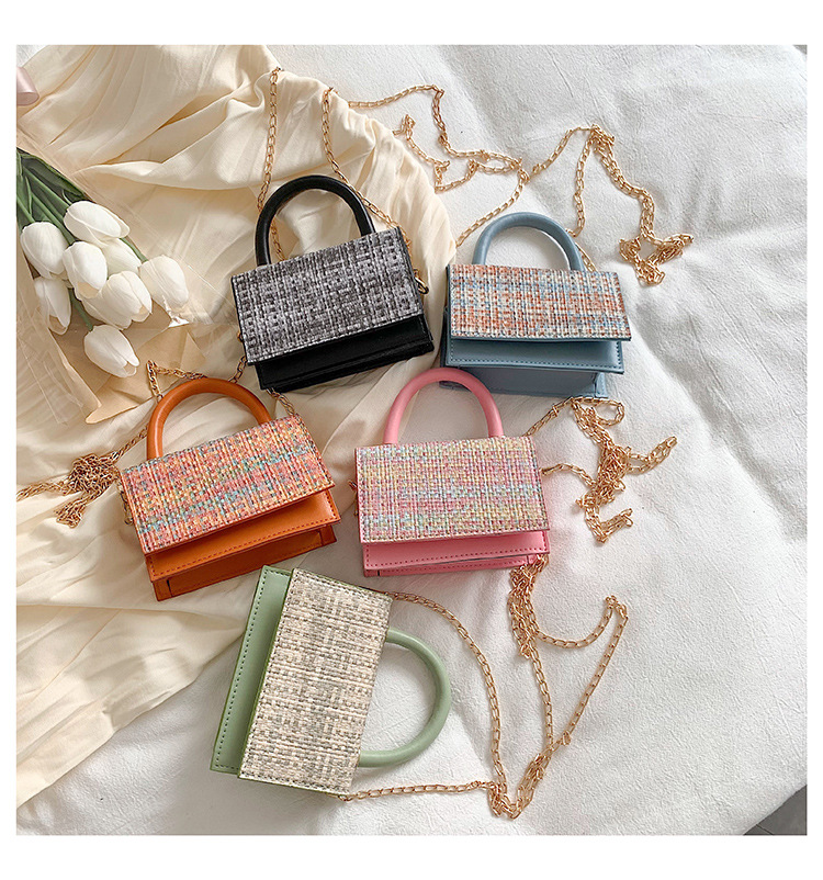 2022 Nouvelle Mode Solide Couleur Épaule Messenger Petit Sac Carré display picture 5