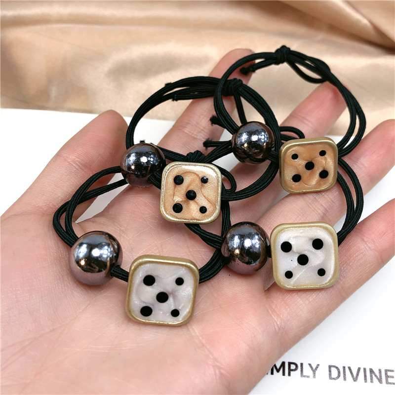 Coreano negro y blanco punto de onda cuadrado adornos de cabello simplista encantador Sen línea de resina de cabello cuerda de cabello de banda de goma cuerda de cabeza