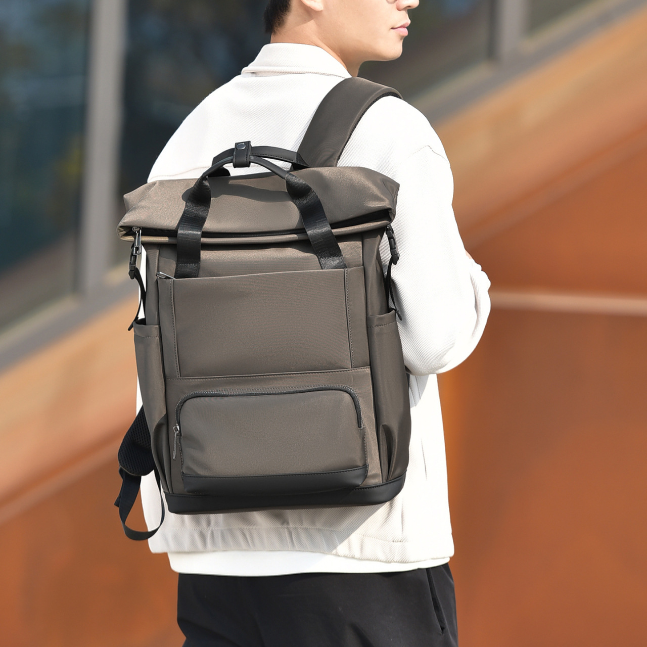 New Men's Casual Backpack, Versatile Water-Resistant Computer Backpack, Large-Capacity Business Commuter Bag, Can Be Printed with Logo