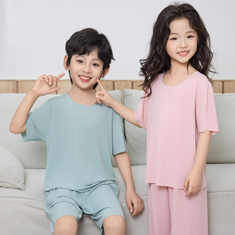 夏の新しい男の子半袖ルーズシームレスアイスシルクホーム服子供のツーピース女の子パジャマセット 01|undefined