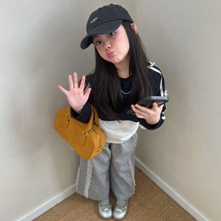 Ůͯ���b�����Y��ɫ��ɼ�����2026�¿�＾ľ��߅���eѝ������