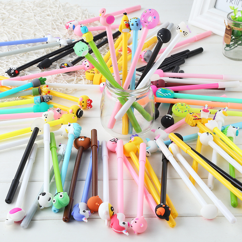 입체적인 젤펜이 무작위로 혼합된 스타일