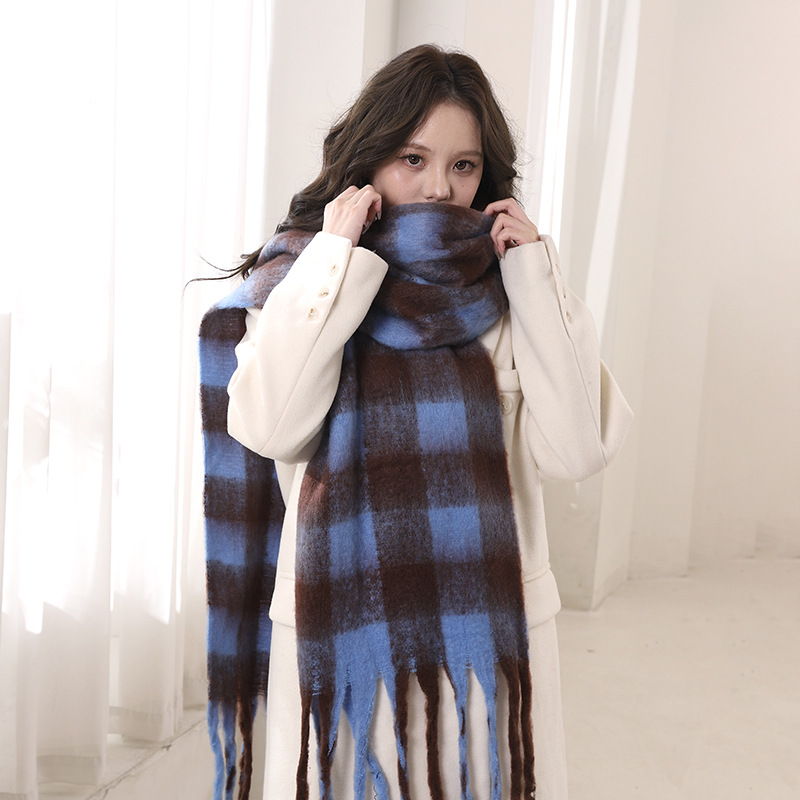 Écharpe épaisse en mohair automne-hiver 2024 avec atmosphère, chaleur haut de gamme, version coréenne polyvalente pour hommes et femmes_voghion.com