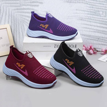 单棉同款加海绵里子女单鞋加绒保暖休闲女棉鞋赶集地摊老北京布鞋