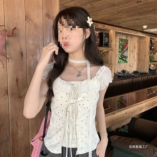 �¿ʽ���c����С��Ů�� һ�ּ������������@��С���Ӷ̿��r��