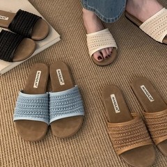 平底編み透かし一字スリッパ女性夏外着2025新型ボヘミアン休暇旅行サンダル女性